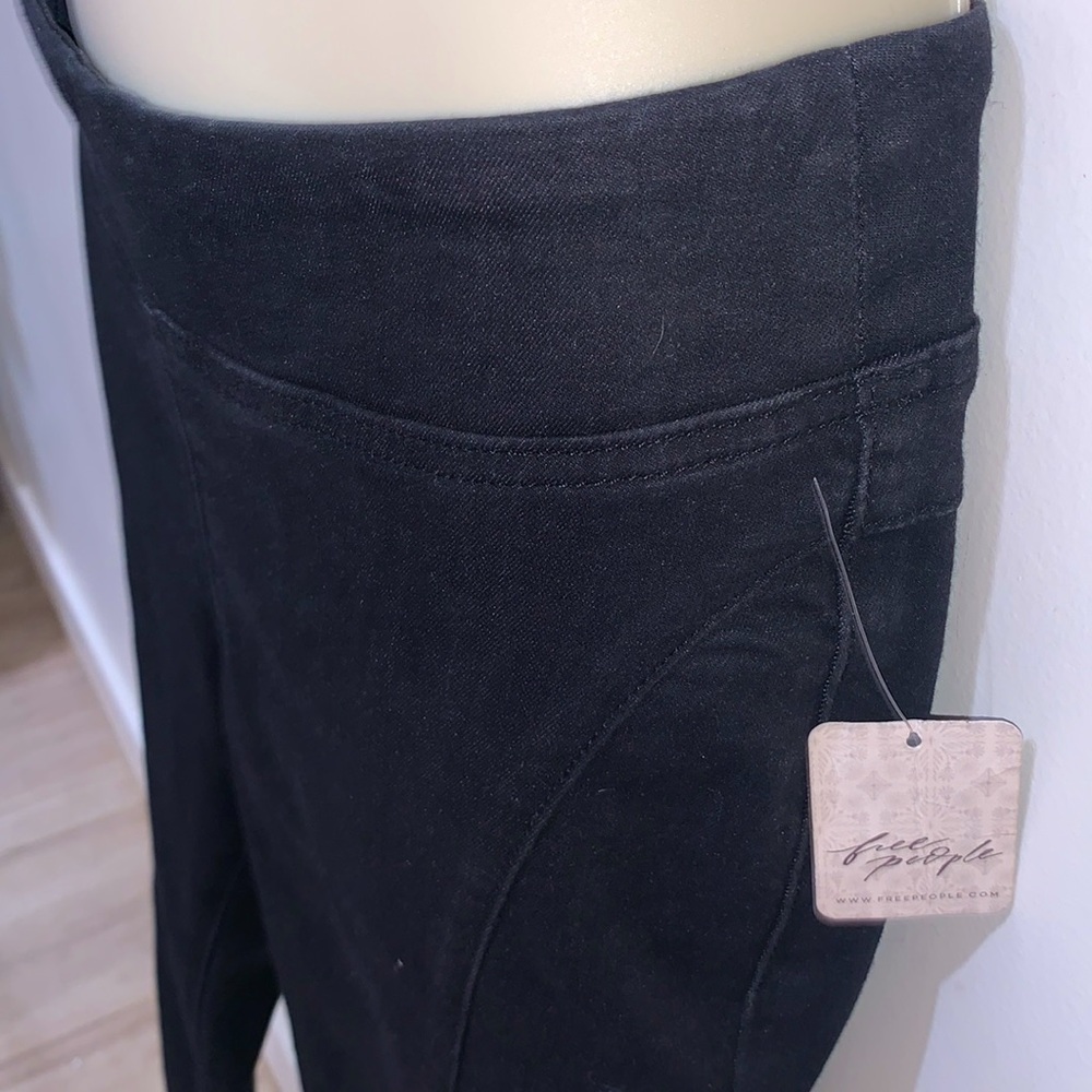Free People Double Dutch Slit Skinny Mid-Rise Jean in Black Denim - Picture 5 of 14